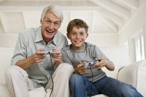 research_shows_that_old_people_feel_less_depressed_when_they_play_videogames_vjtat